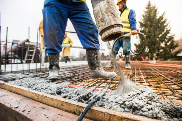 Best Driveway Concrete Repair  in Fredonia, WI